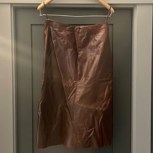 Gap size 6, maroon, knee length leather skirt.